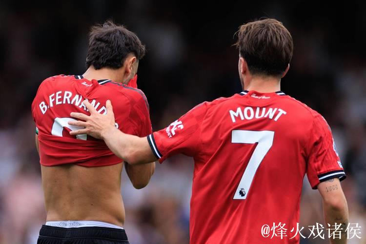 英超-B费染红库尼亚角球破门 曼联客场0-2狼队